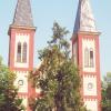 A belterületi katolikus templom. Tiszaföldvár, 2000.08.20