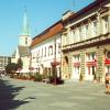 Fő u. Jobb o. első ép. Dorottyaház (ma Csokonai Hotel).